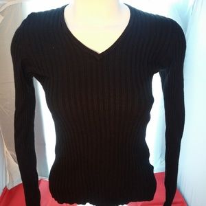 George V neck Sweater